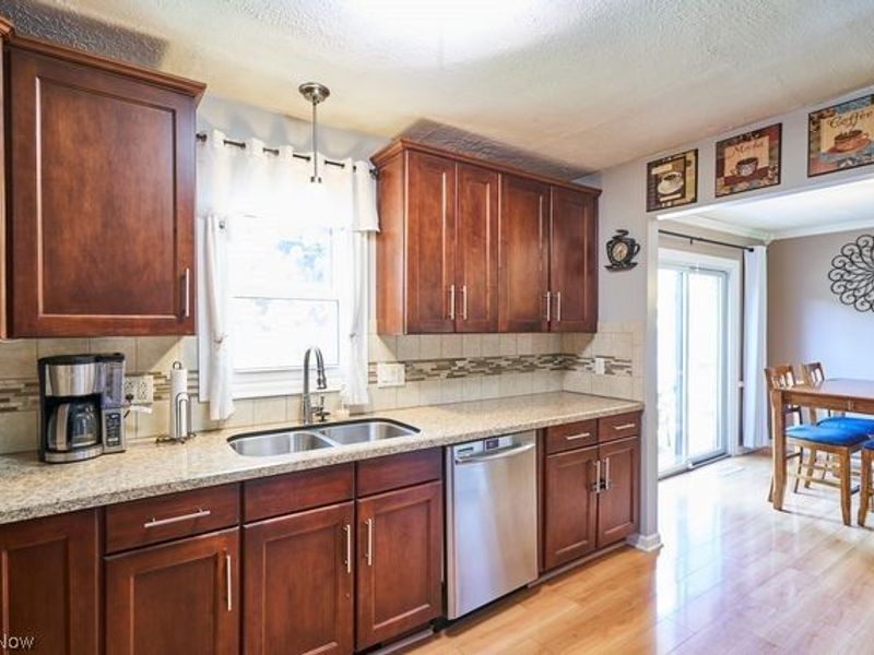 9307 Strausser Street NW, Massillon, OH 44646 Photo 11