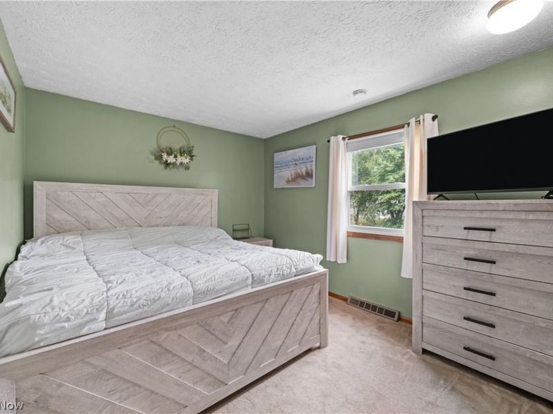 9307 Strausser Street NW, Massillon, OH 44646 Photo 13