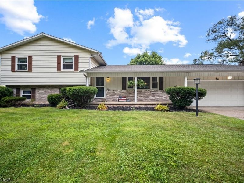 9307 Strausser Street NW, Massillon, OH 44646 Photo 2