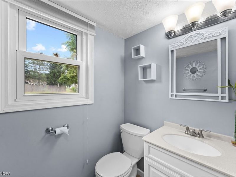 9307 Strausser Street NW, Massillon, OH 44646 Photo 21