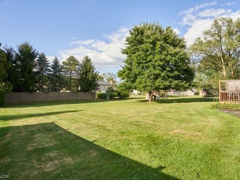 9307 Strausser Street NW, Massillon, OH 44646 Photo 5