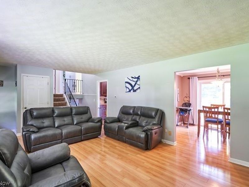 9307 Strausser Street NW, Massillon, OH 44646 Photo 8