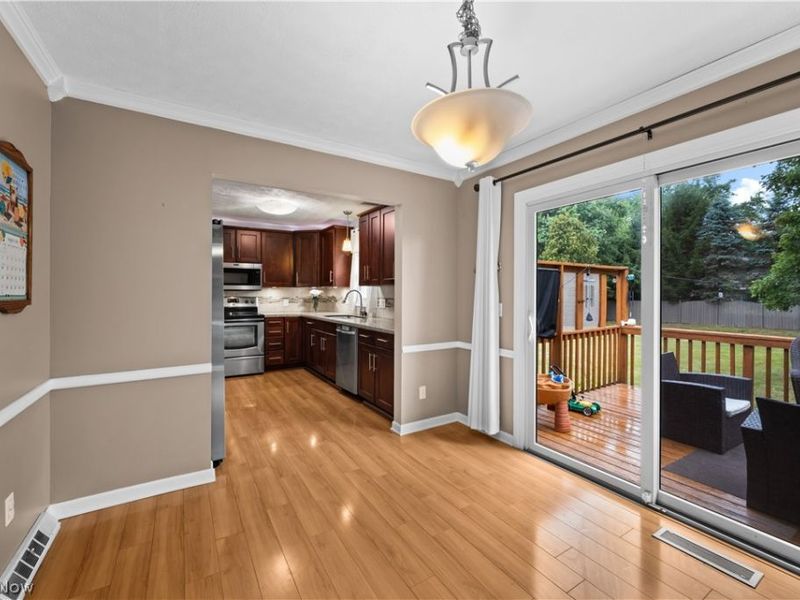 9307 Strausser Street NW, Massillon, OH 44646 Photo 8