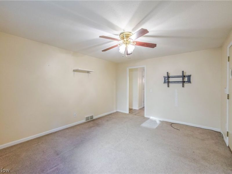 22760 Esther Avenue , Fairview Park, OH 44126 Photo 24
