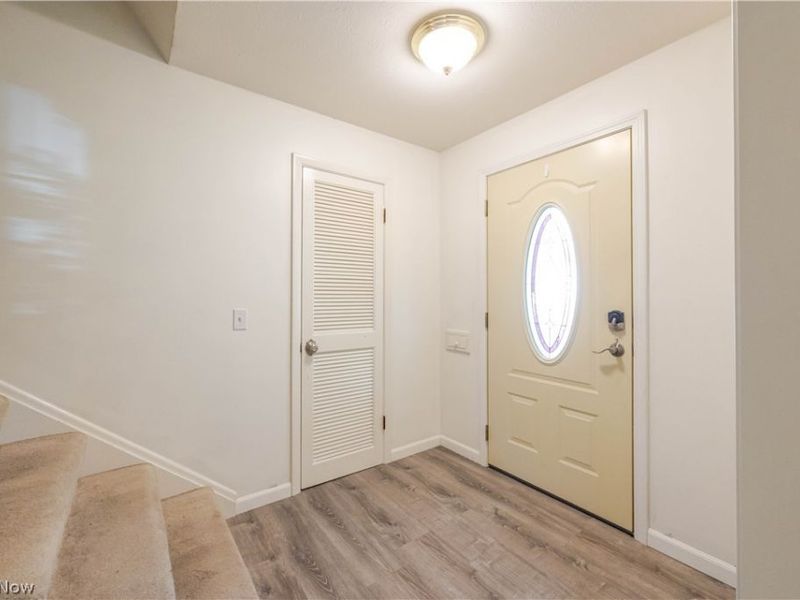 22760 Esther Avenue , Fairview Park, OH 44126 Photo 7