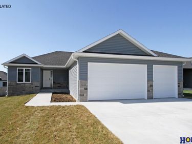 7243 NW 18th Street, Lincoln, NE 68521