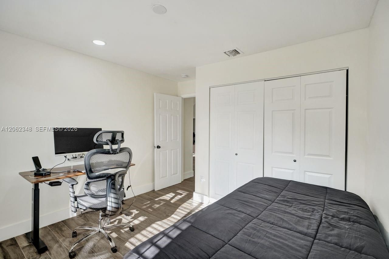 581 SW 169th Way, Weston, FL 33326 Photo