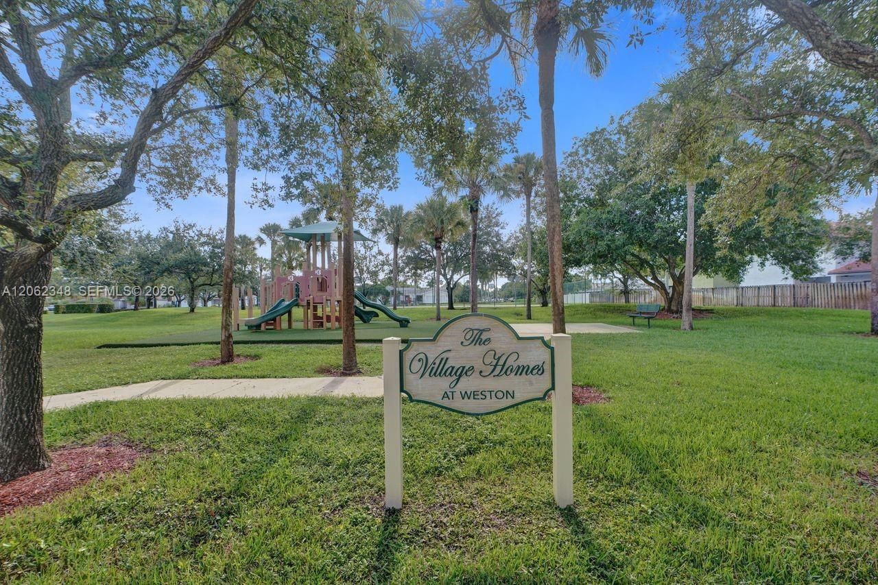 581 SW 169th Way, Weston, FL 33326 Photo