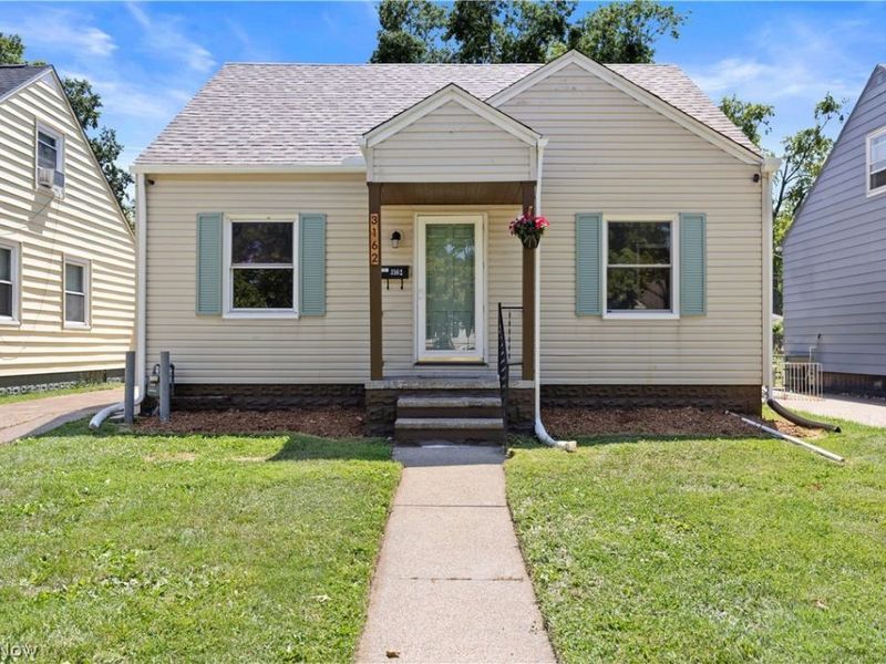 3162 Lincoln Street , Lorain, OH 44052 Photo 1