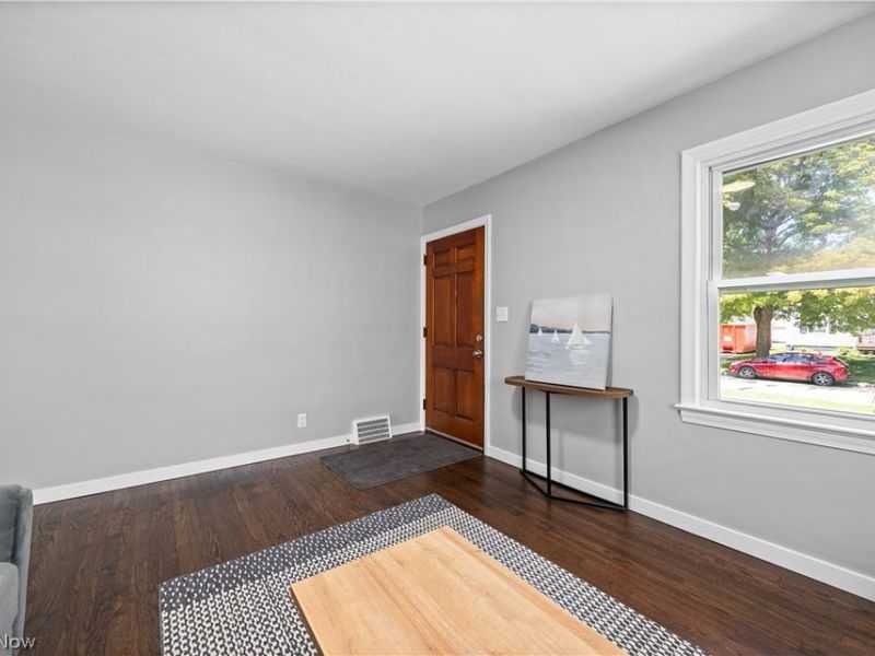 3162 Lincoln Street , Lorain, OH 44052 Photo 6