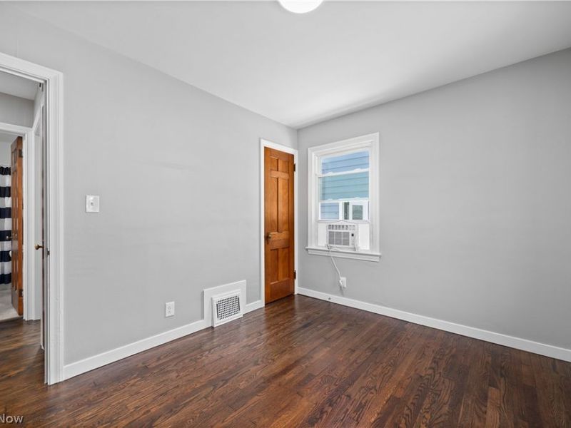 3162 Lincoln Street , Lorain, OH 44052 Photo 8