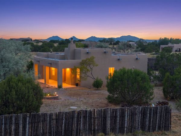 7 Gaviota Road, Santa Fe, NM 87508