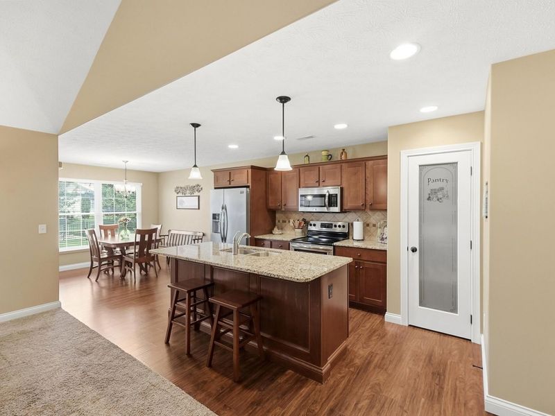 2655 Shady Tree Drive, Troy, OH 45373 Photo 9