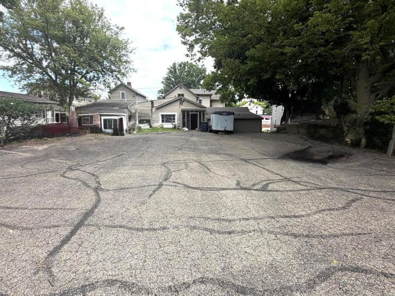 922 E Main Street, Lancaster, OH 43130 Photo 3