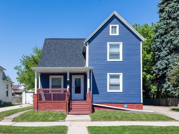 1614 Saint Clair STREET, Racine, WI 53402