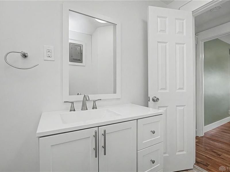 1701 Briedweng Avenue, Kettering, OH 45420 Photo 9