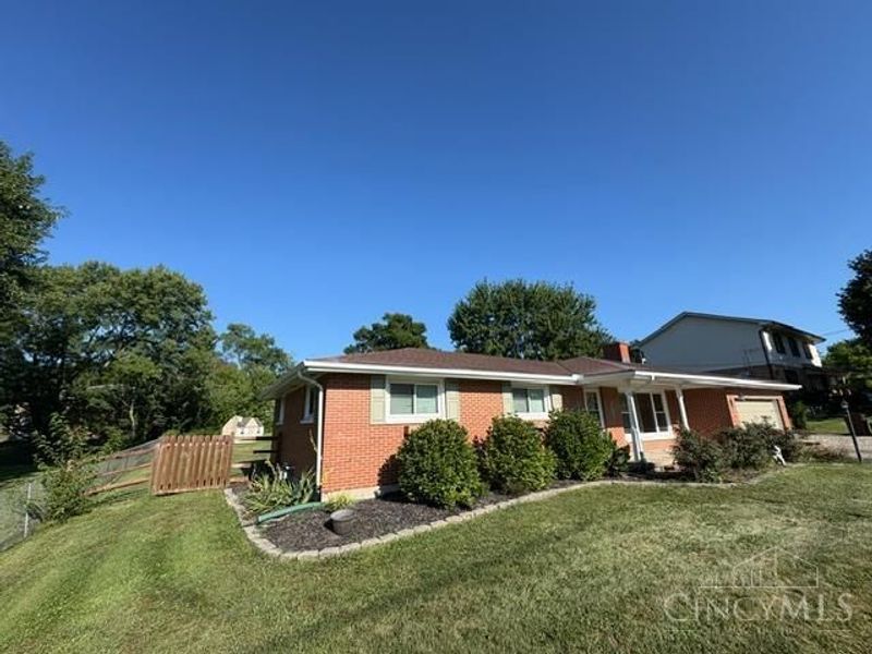 6249 Liberty Fairfield Road, Fairfield Twp, OH 45011 Photo 3