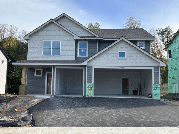 2738 Wood Duck Trail, Shakopee, MN 55379