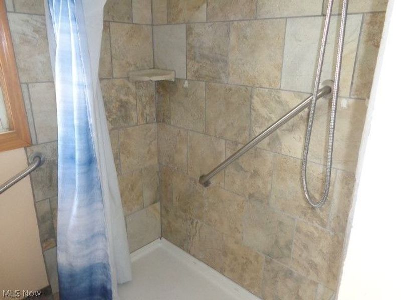 11141 Gabriella Drive , Parma, OH 44130 Photo 15