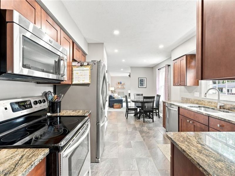 4185 Claridge Drive, Austintown, OH 44511 Photo 10