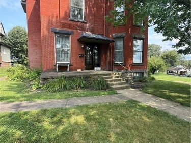 932 Maple Avenue, Unit A, Zanesville, OH 43701