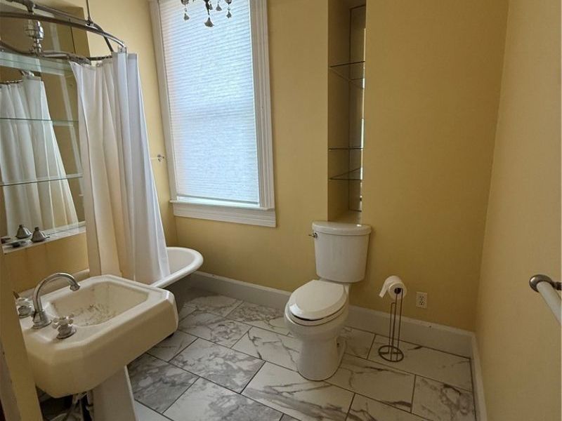 932 Maple Avenue , Unit A, Zanesville, OH 43701 Photo 8