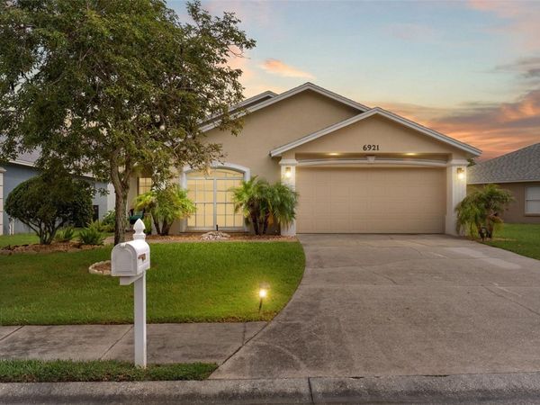 6921 SHIMMERING DRIVE , LAKELAND, FL 33813