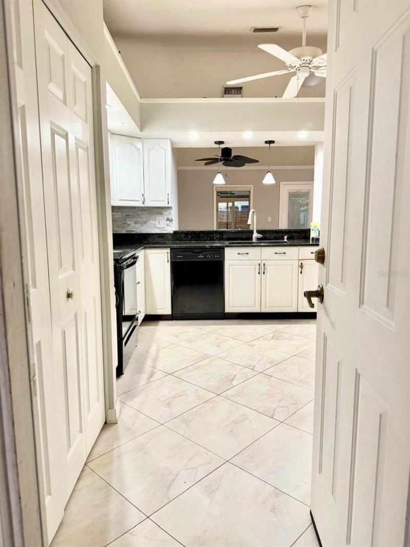5274 Cedar Hammock Court , Sarasota, FL 34232 Photo