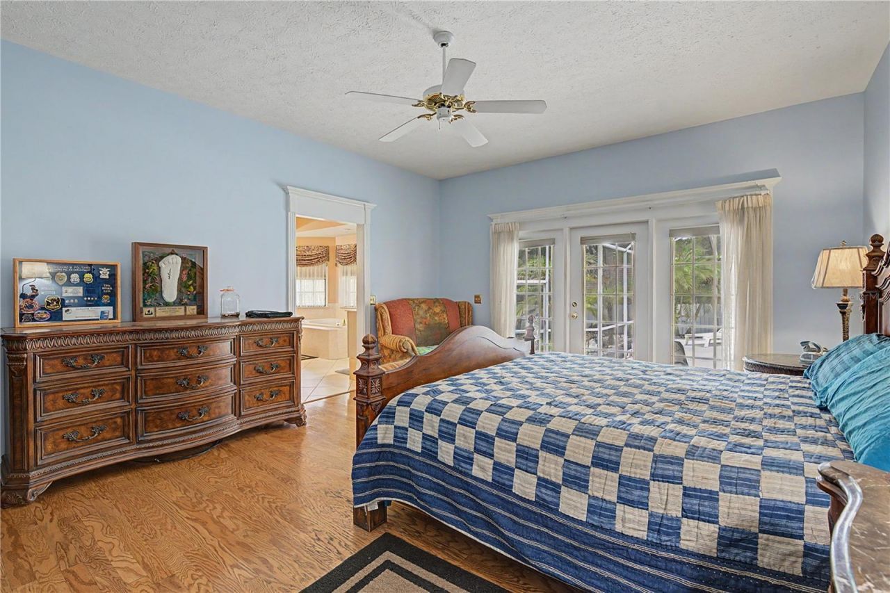 2004 Oakwood Knoll Court, Valrico, FL 33596 Photo
