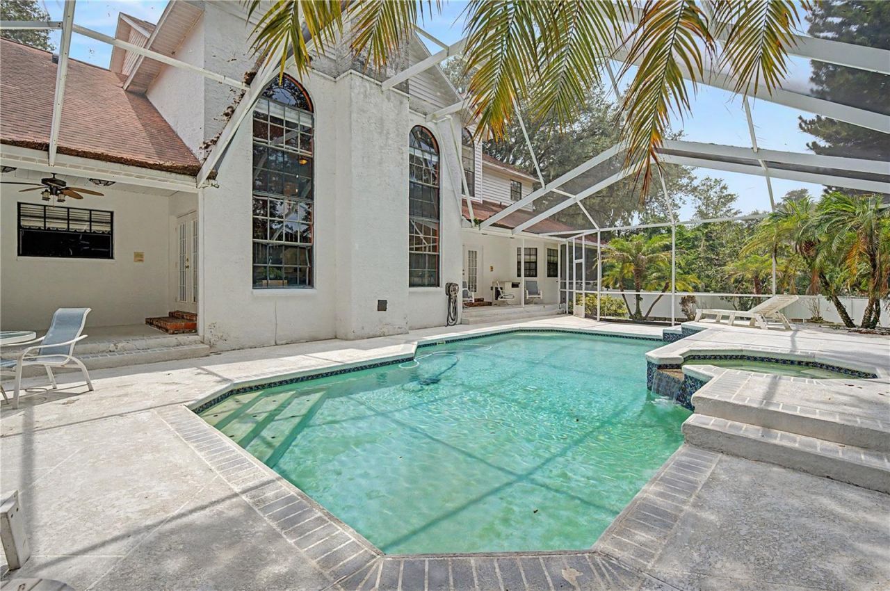 2004 Oakwood Knoll Court, Valrico, FL 33596 Photo
