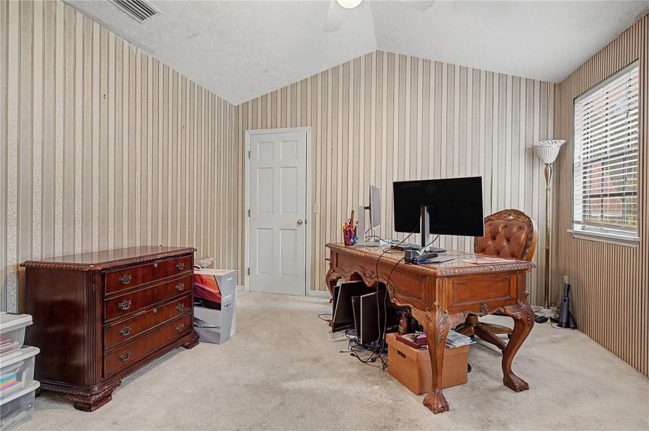 2004 Oakwood Knoll Court, Valrico, FL 33596 Photo
