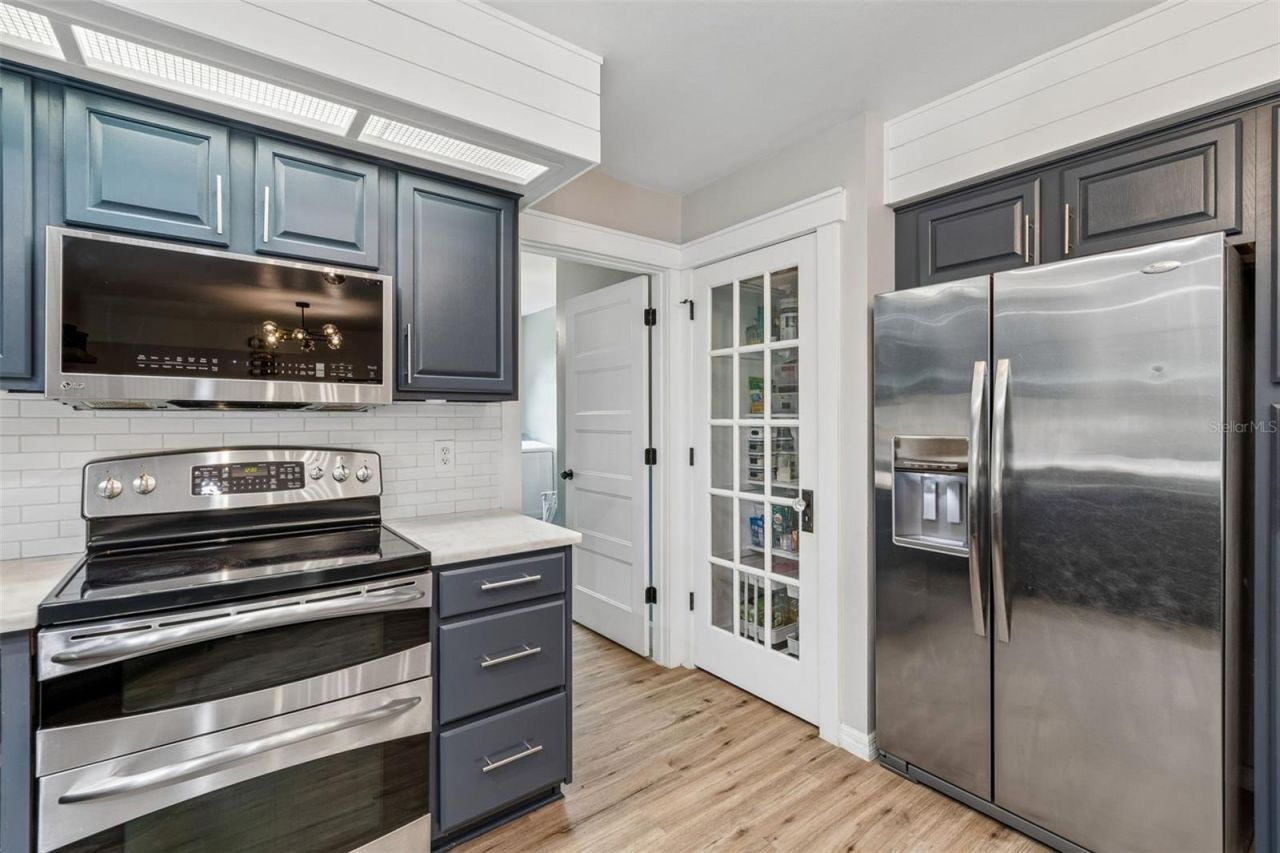 3607 Lithia Ridge Boulevard, Valrico, FL 33596 Photo