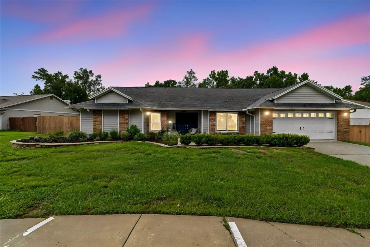 3607 Lithia Ridge Boulevard, Valrico, FL 33596 Photo