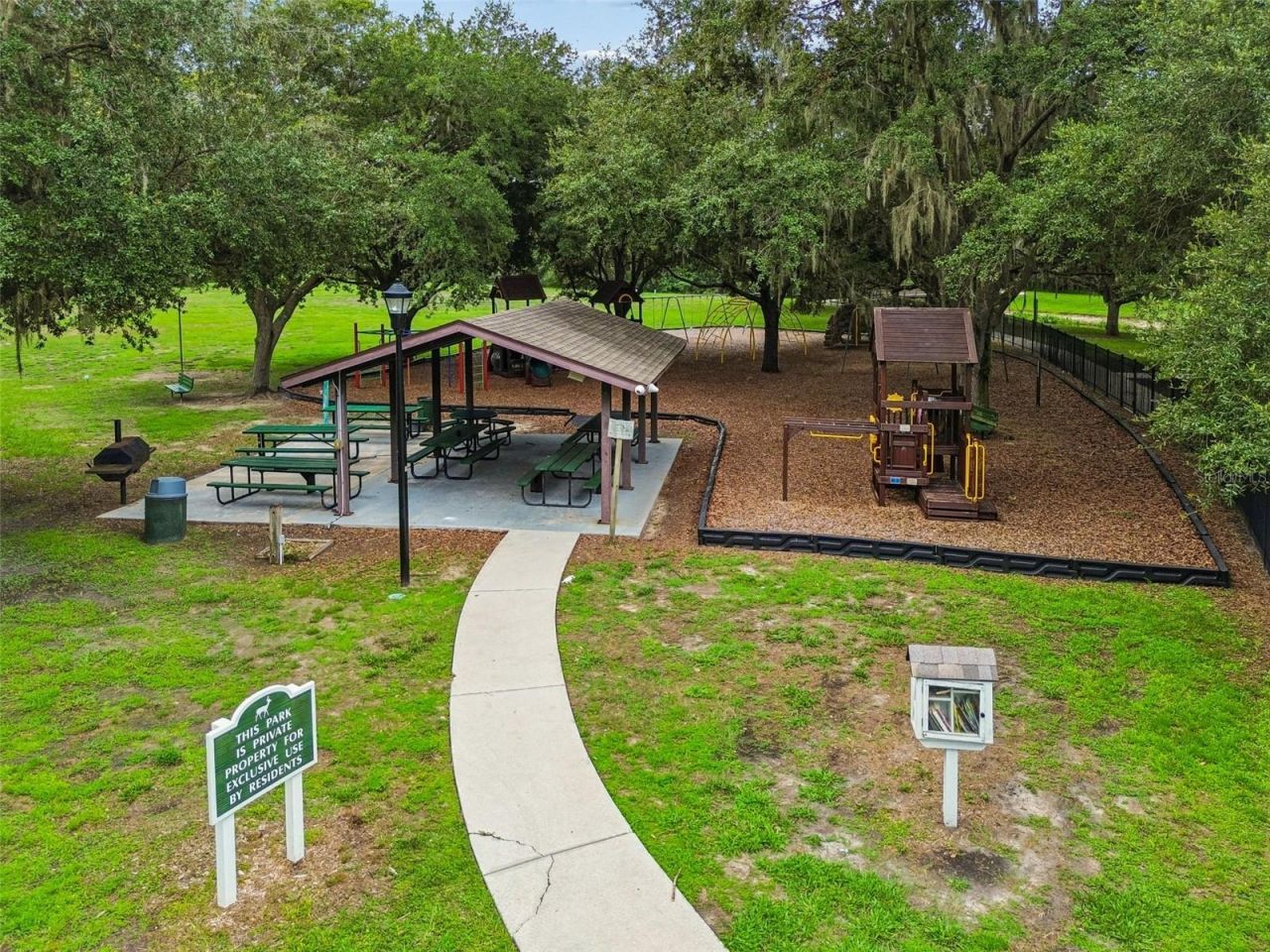 3607 Lithia Ridge Boulevard, Valrico, FL 33596 Photo