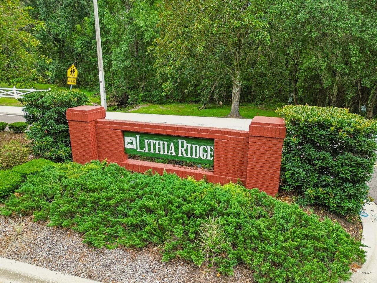 3607 Lithia Ridge Boulevard, Valrico, FL 33596 Photo