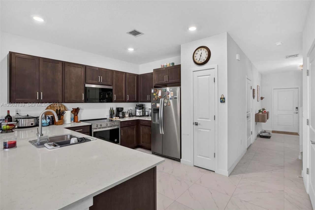 6015 Coralberry St, Haverhill, FL 33415 Photo