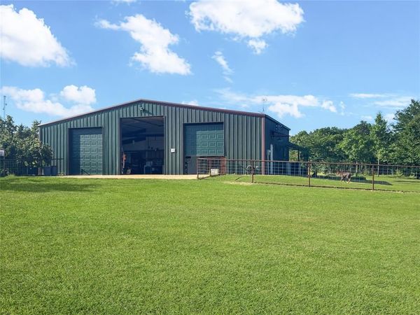 5623 Fm 100, Honey Grove, TX 75446