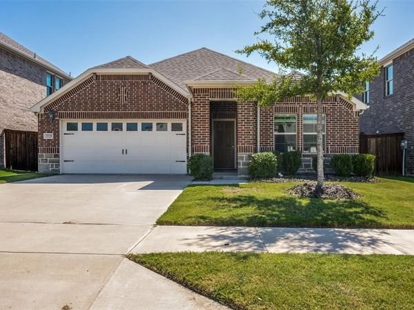 5529 Baker Creek Road , Fort Worth, TX 76126