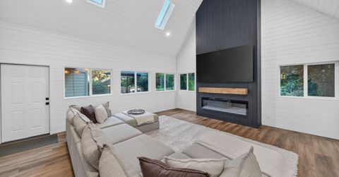 835 Lake Ridge Road, Lake Almanor, CA 96137 Photo