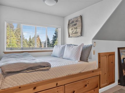 835 Lake Ridge Road, Lake Almanor, CA 96137 Photo