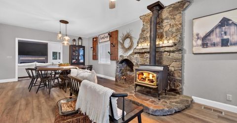 835 Lake Ridge Road, Lake Almanor, CA 96137 Photo