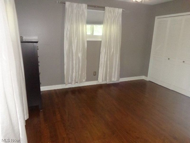 979 E Decker Drive , Seven Hills, OH 44131 Photo 15