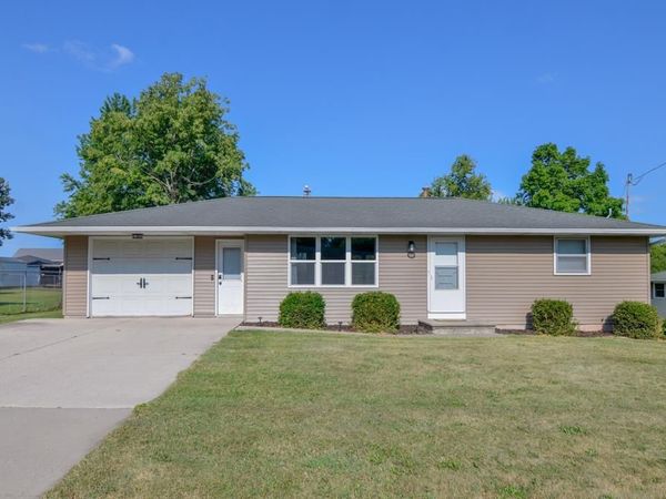 6770 CRIPPEN STREET, Greenleaf, WI 54126