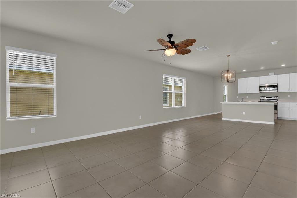 18540 Cronin Sand Ln, North Fort Myers, FL 33917 Photo