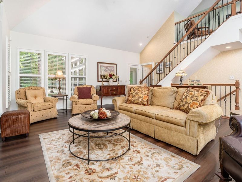8220 Julian Drive, Westerville, OH 43082 Photo 11