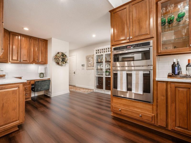 8220 Julian Drive, Westerville, OH 43082 Photo 13