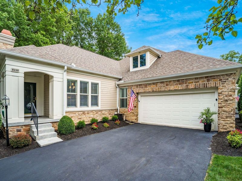 8220 Julian Drive, Westerville, OH 43082 Photo 2