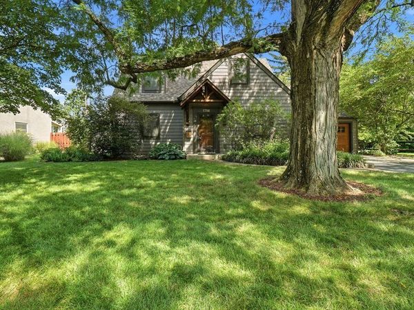 1756 Elmwood Avenue , Columbus, OH 43212