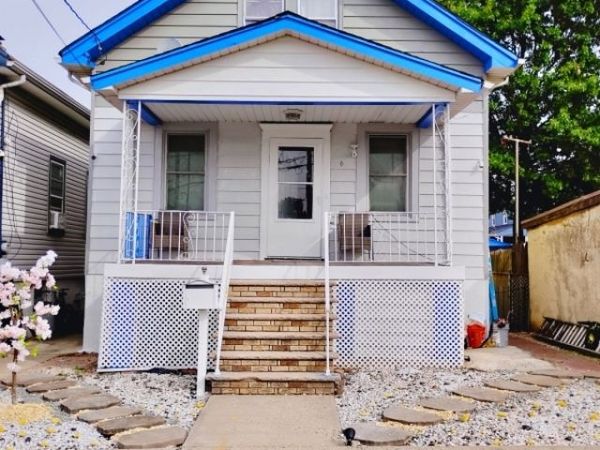 6 Worden Ave, Woodbridge, NJ 08861