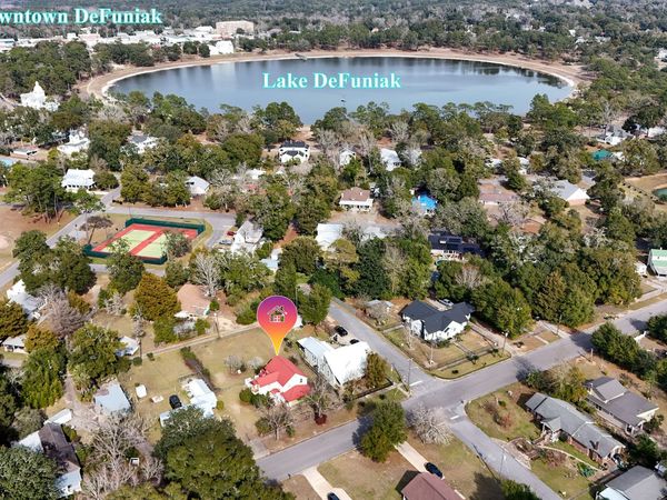 361 Park Avenue, DeFuniak Springs, FL 32435